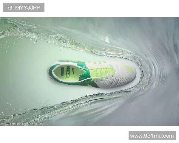 耐克广告牌上的足球明星们如何塑造品牌形象与运动精神